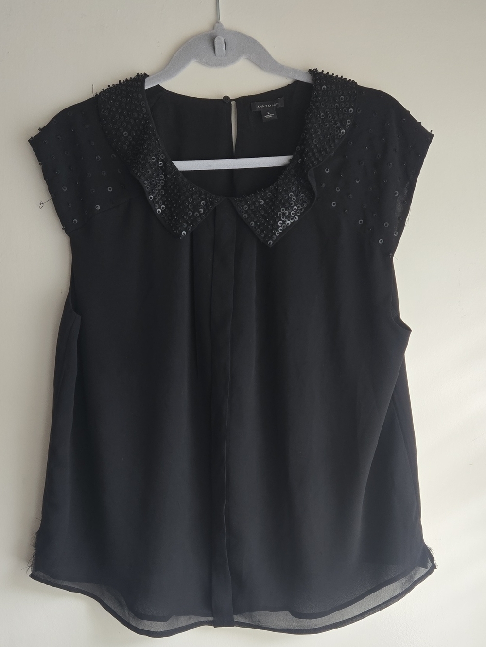 Ann Taylor Black Sequin Peter Collar Sleeveless Blouse